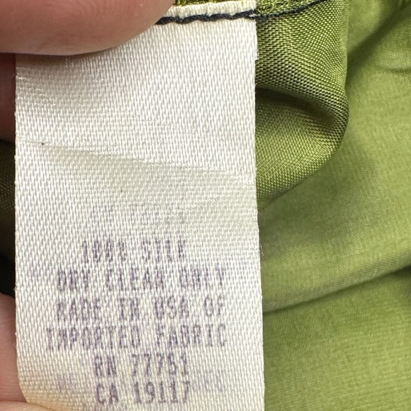 90’s Cottagecore Betsey Johnson 100% Silk  Black & Green Bird Pencil Skirt - Picture 3 of 7